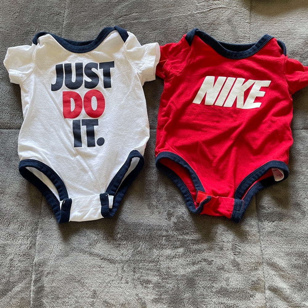 2 Onsies